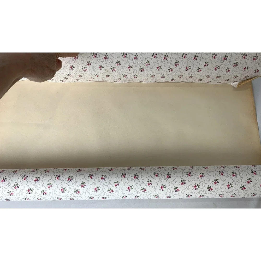 Vintage Wallpaper Roll Ditsy Floral Cottagecore 1930s? NOT Pasted NOT Scrubbable